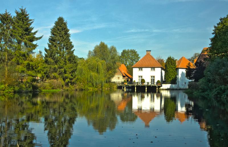 2011_10_02_999_5_3_4_tonemapped.jpg - am Schloss Harkotten Sassenberg